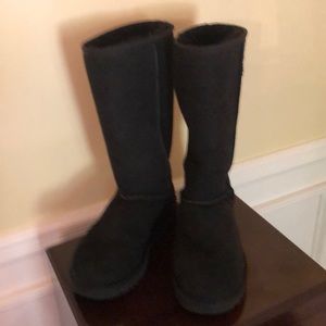 Classic Tall Ugg Boots, Black, size 8